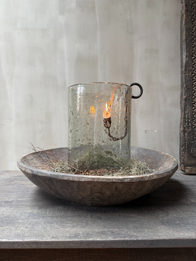 Oude houten stapel schaal 3 - My Sober Home