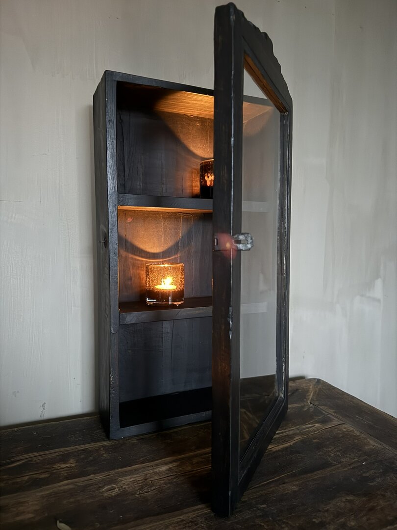 Vitrine wandkast