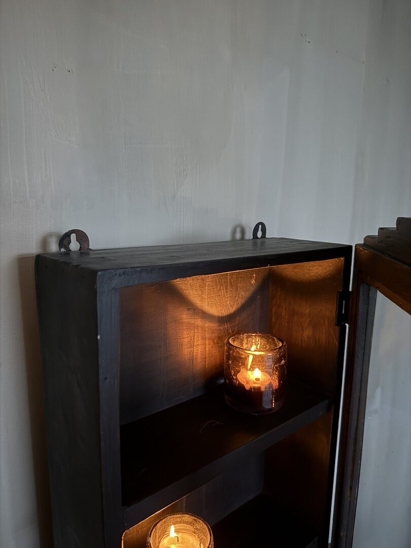 Vitrine wandkast