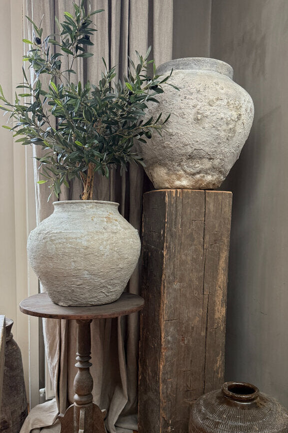 Oude waterkruik - My Sober Home